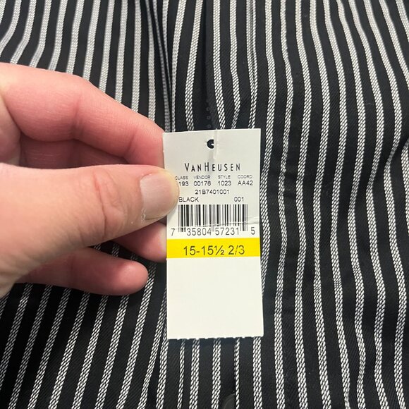 Men's Van Heusen Long Sleeve Dress Shirt 15/15.5 NWT Black/White Stripe - Picture 2 of 4